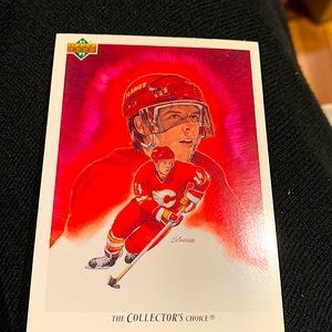 Calgary flames -19 upper deck new hockey cards. Plus 4 score cards 89/90.